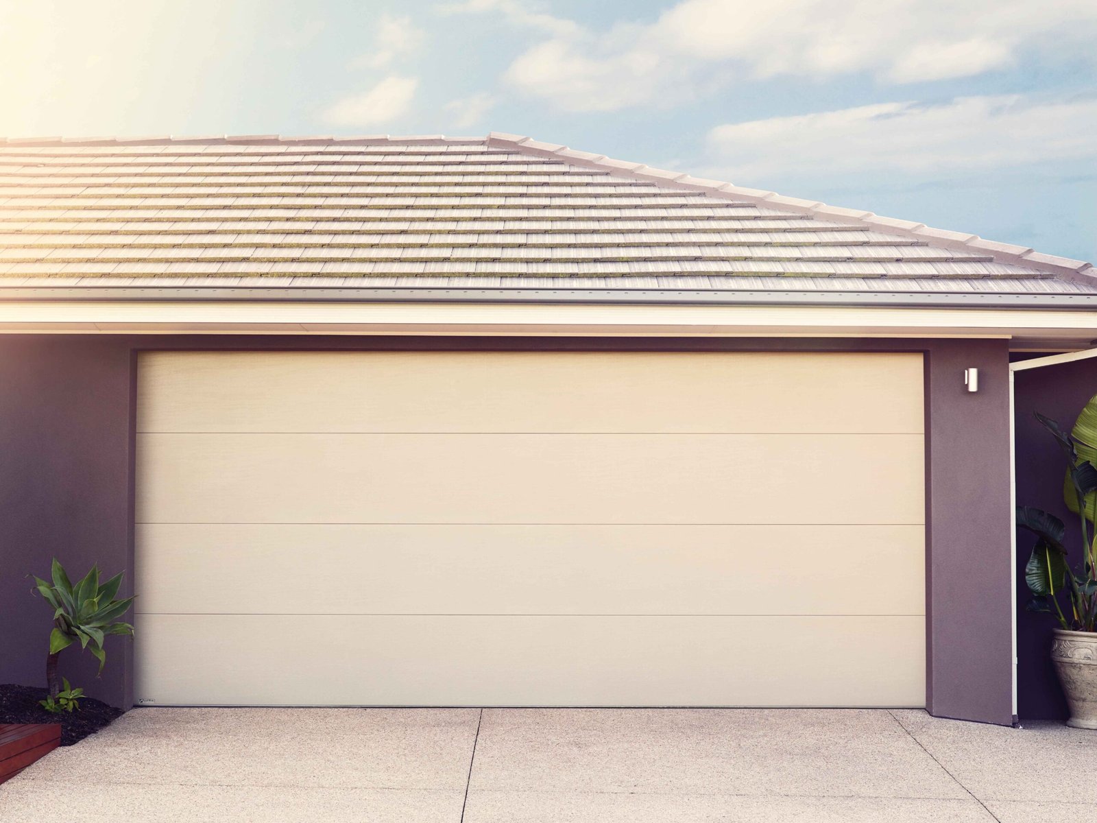 Hampton Gliderol Door 6