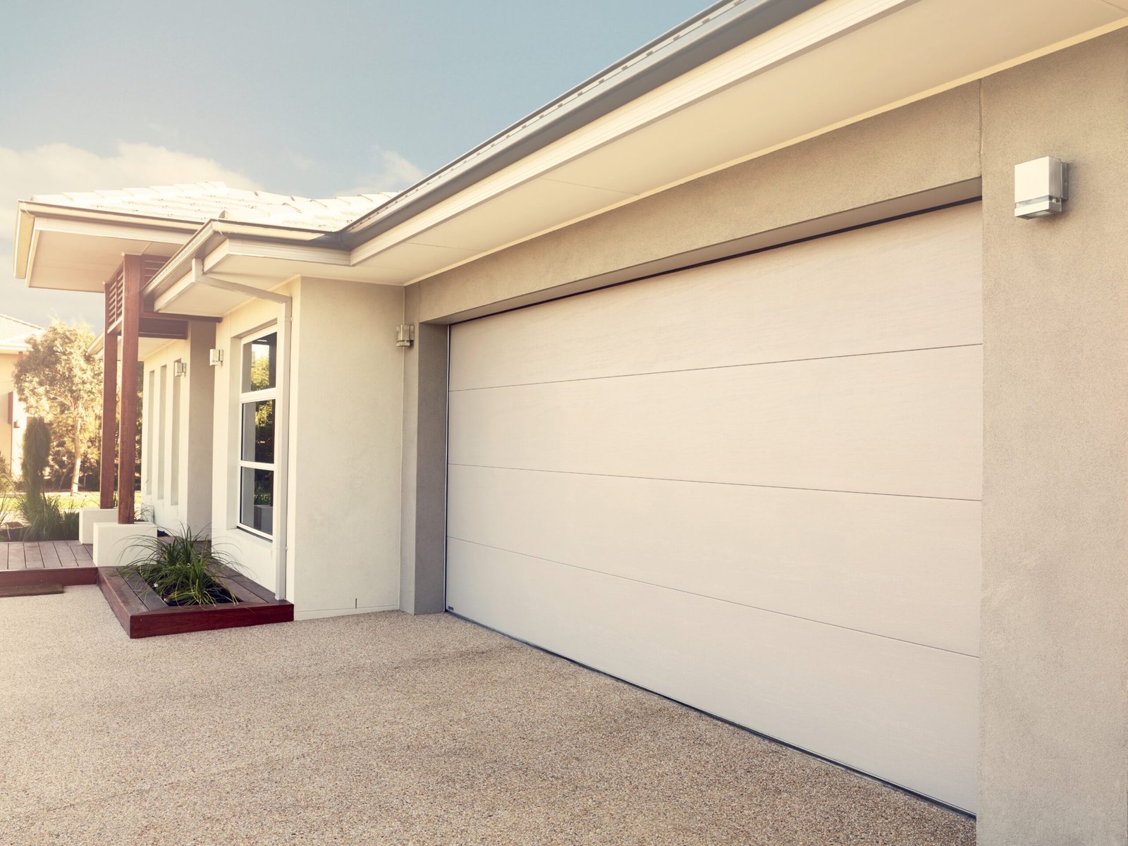 Hampton Garage Door 9