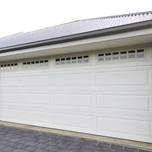 Hampton Sectional Door 4