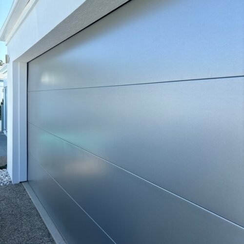 Platinum Silver Quartz_Madison