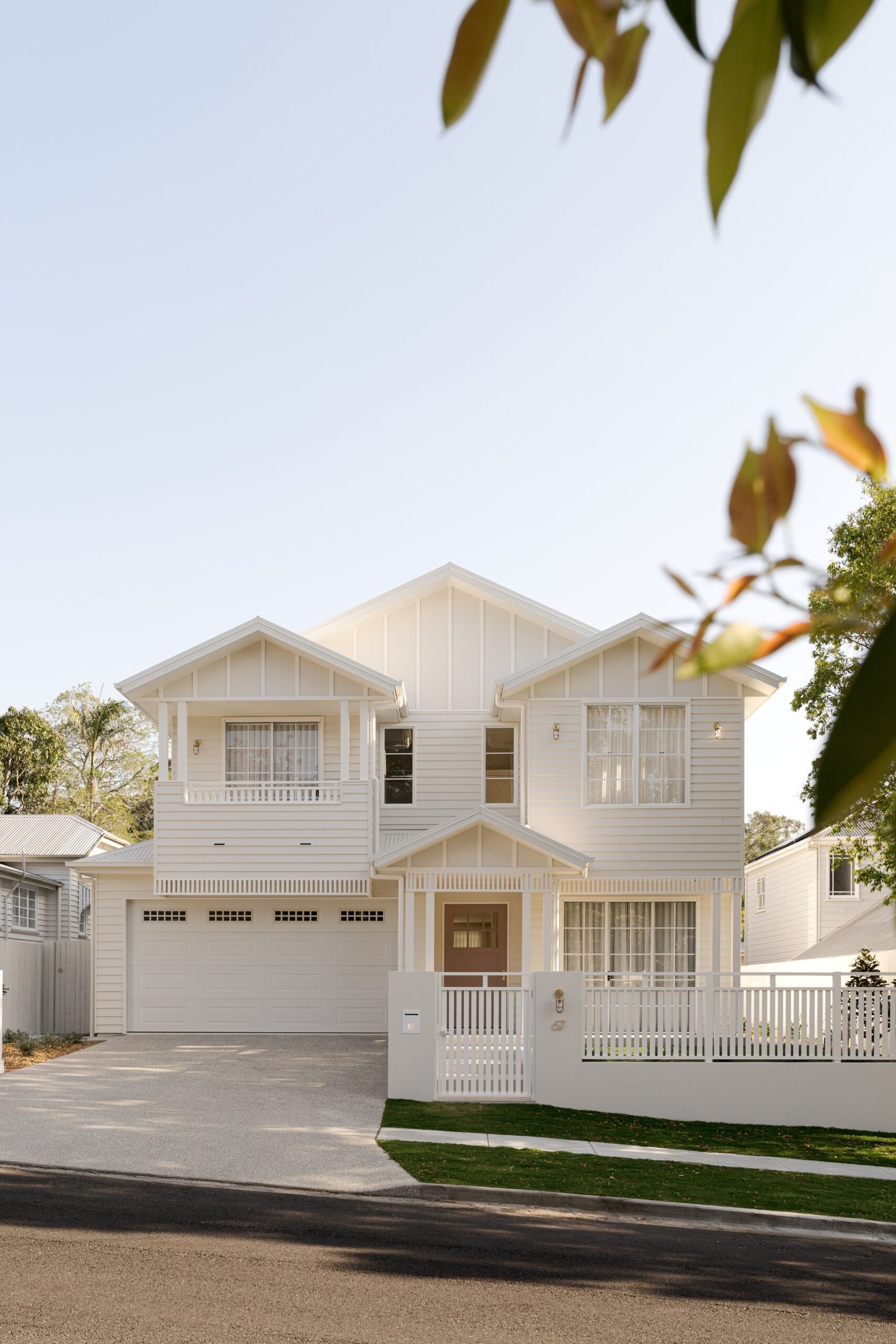 Hampton Window Dover White